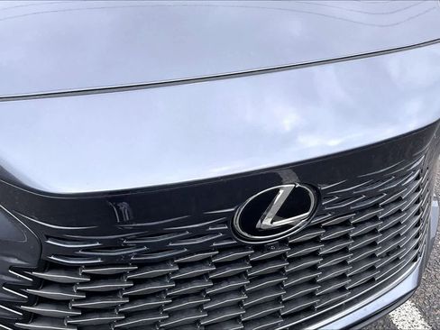 Used 2025 Lexus RX 350 Premium w/ Accessory Package (Z1) image 27