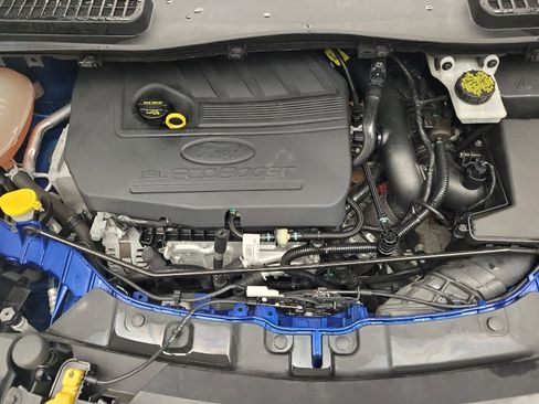 Used 2017 Ford Escape SE AWD/4WD image 30