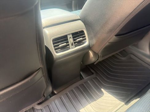 Used 2016 Honda CR-V EX-L image 29