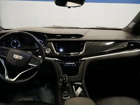 Certified 2022 Cadillac XT6 Premium Luxury w/ Technology Package image 13
