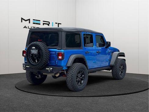 Used 2021 Jeep Wrangler Unlimited Willys AWD/4WD image 9