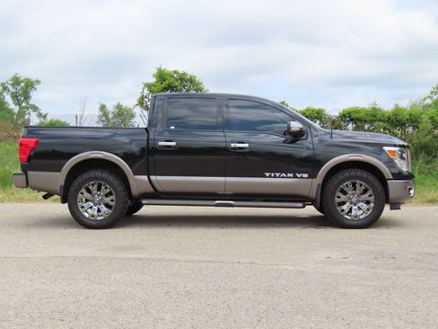 Used 2018 Nissan Titan Platinum Reserve AWD/4WD image 2
