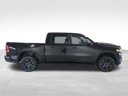 New 2026 RAM 1500 Express AWD/4WD image 9