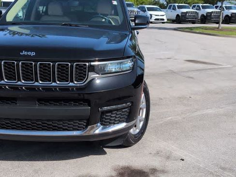 Certified 2021 Jeep Grand Cherokee L Limited AWD/4WD image 11