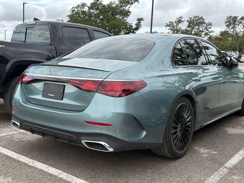 Used 2024 Mercedes-Benz E 350 4MATIC Sedan image 4