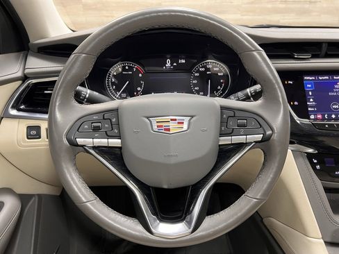 Used 2022 Cadillac XT6 Premium Luxury image 30