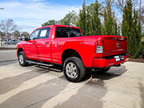 Used 2024 RAM 2500 Big Horn w/ Sport Appearance Package image 7