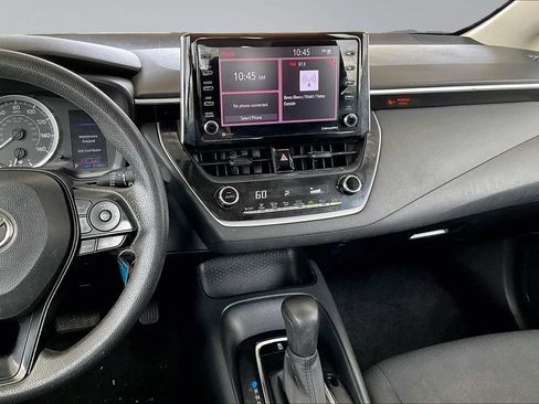 Used 2021 Toyota Corolla LE w/ Carpet Mat Package (TMS) FWD image 9
