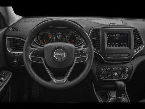 Certified 2019 Jeep Cherokee Latitude w/ Popular Appearance Group image 4