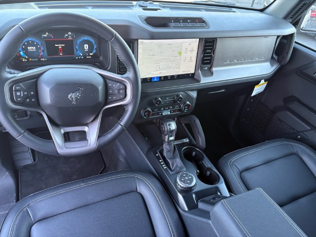 Used 2025 Ford Bronco Big Bend w/ Black Diamond Package AWD/4WD image 18