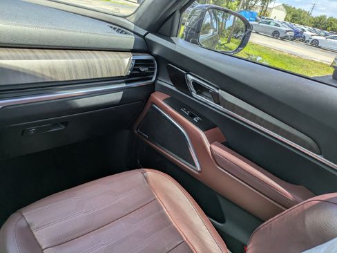 Certified 2023 Kia Telluride SX Prestige AWD/4WD image 15