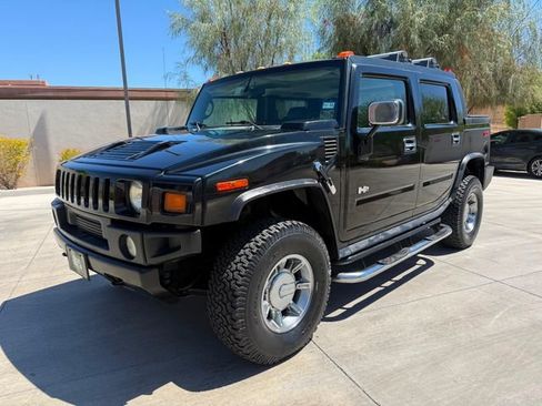 Used 2005 HUMMER H2 SUT w/ Preferred Equipment Group AWD/4WD image 3