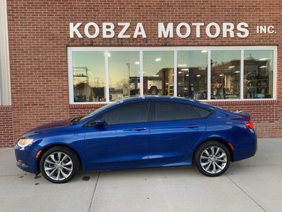 Used 2015 Chrysler 200 S w/ Comfort Group