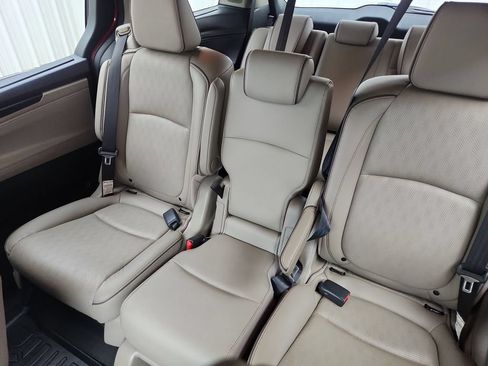 Used 2022 Honda Odyssey Elite image 26