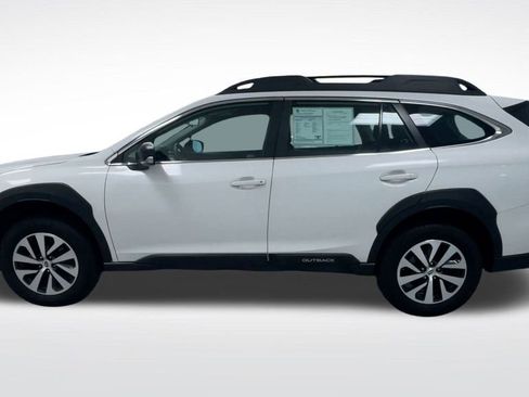 Used 2024 Subaru Outback 2.5i image 5