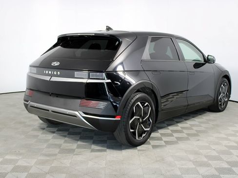 Used 2024 Hyundai Ioniq 5 SE RWD image 27