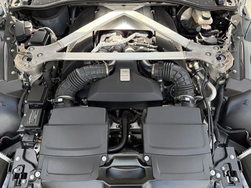 Used 2020 Aston Martin V8 Vantage Coupe image 20