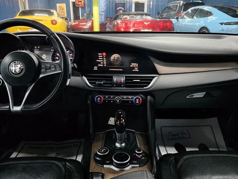 Used 2017 Alfa Romeo Giulia Ti w/ TI Performance Package image 26