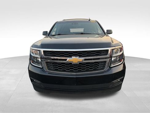 Used 2019 Chevrolet Tahoe LT w/ Luxury Package image 2