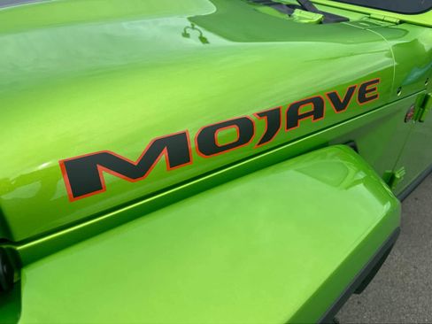 New 2025 Jeep Gladiator Mojave w/ Convenience Group image 4