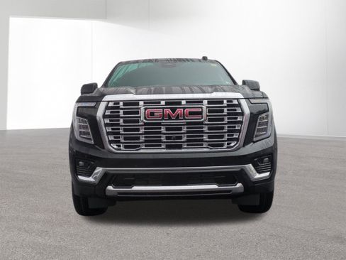 New 2026 GMC Yukon XL Denali w/ Sun & Power Step Package AWD/4WD image 2