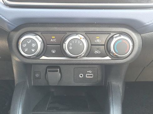 Used 2024 Nissan Versa SV FWD image 25
