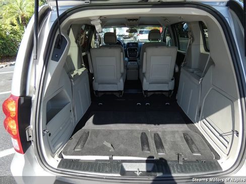 Used 2011 Dodge Grand Caravan Mainstreet w/ PWR Convenience Group FWD image 15