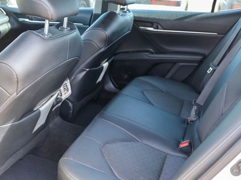Used 2022 Toyota Camry XSE image 13