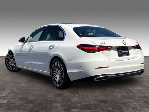 Used 2022 Mercedes-Benz C 300 4MATIC Sedan image 4