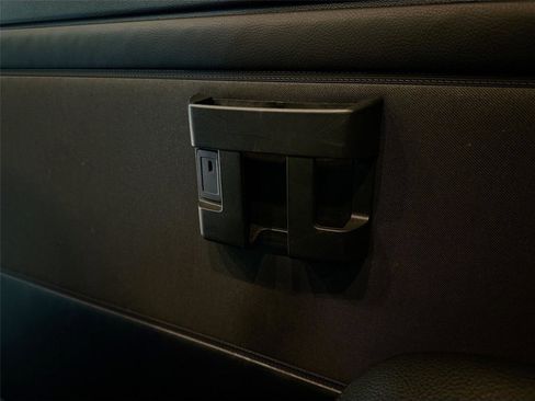 Used 2022 Mercedes-Benz Sprinter 2500 image 25