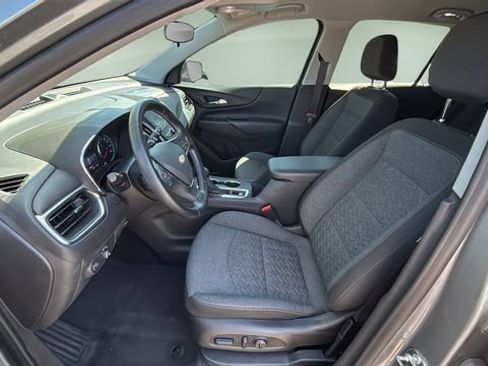 Used 2024 Chevrolet Equinox LT FWD image 19