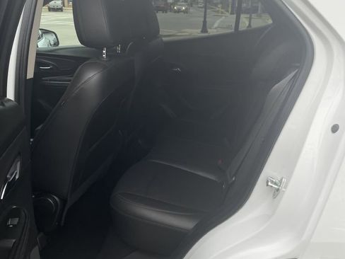 Used 2021 Buick Encore Preferred w/ Safety Package image 10