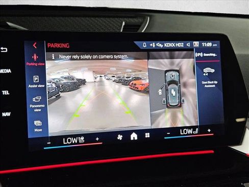 Used 2026 BMW X1 xDrive28i w/ Technology Package image 13