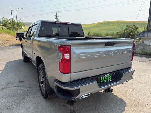 Used 2025 Chevrolet Silverado 1500 RST AWD/4WD image 10