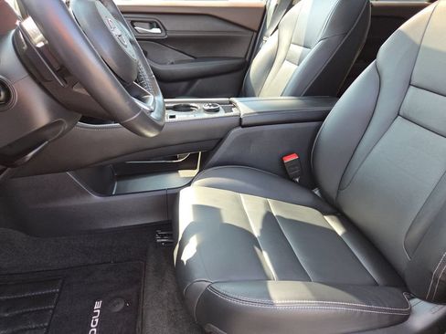 Used 2023 Nissan Rogue SL w/ SL Premium Package AWD/4WD image 25