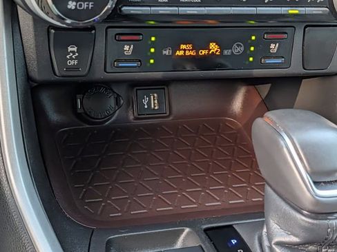 Used 2023 Toyota RAV4 Limited AWD/4WD image 17
