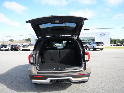 New 2027 Ford Explorer Tremor w/ Sun And Sound Package AWD/4WD image 10
