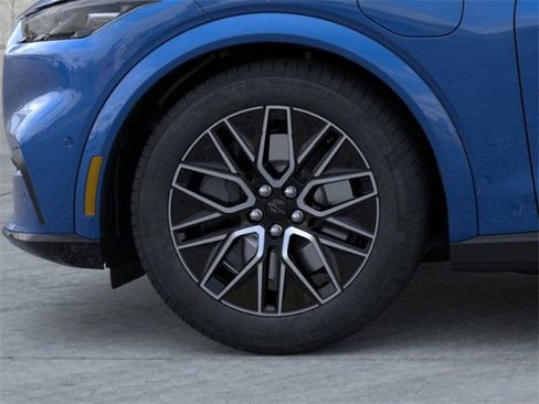 New 2025 Ford Mustang Mach-E Premium image 19