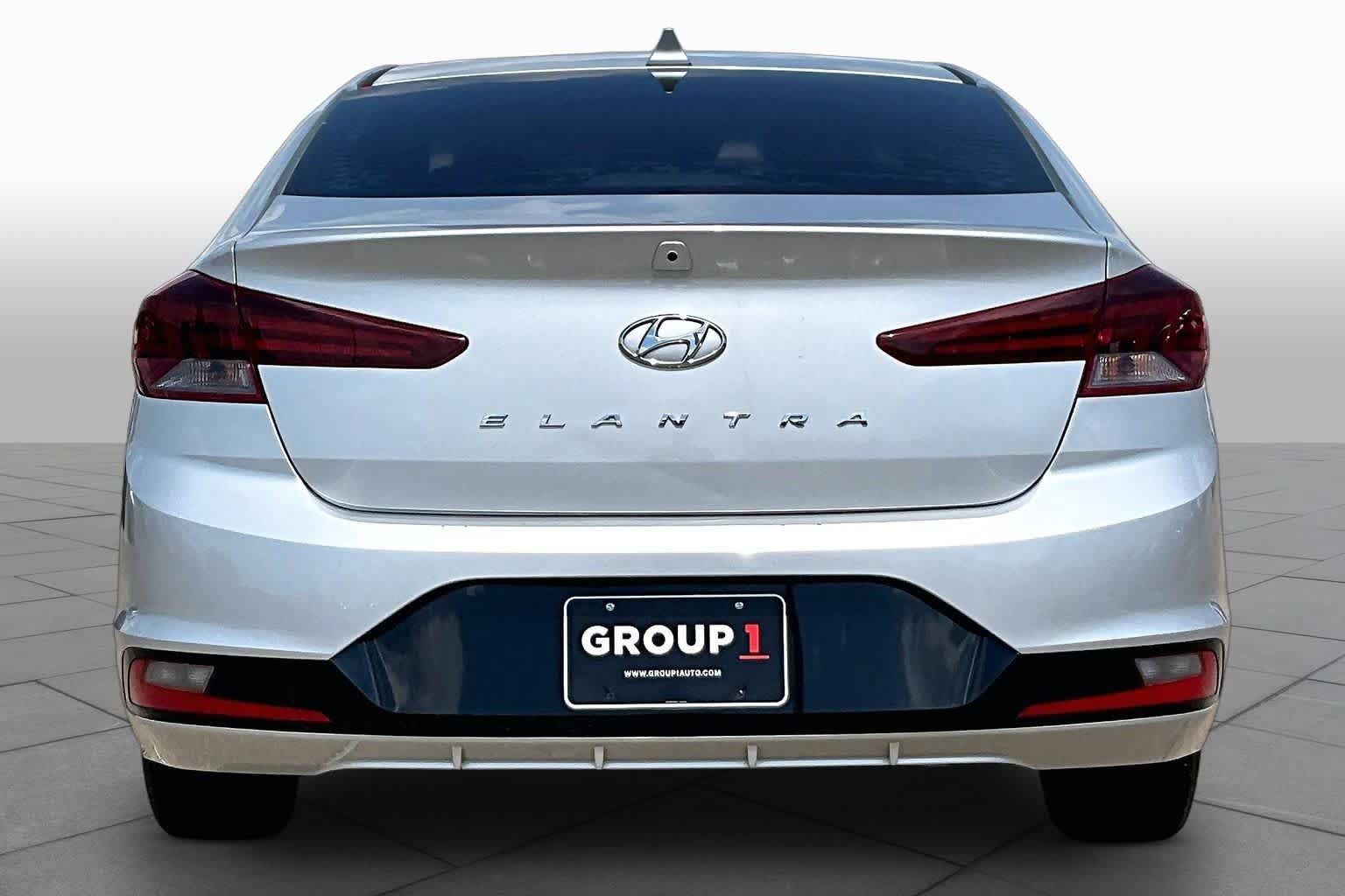 Used 2020 Hyundai Elantra SEL w/ Cargo Package (C1) FWD image 5