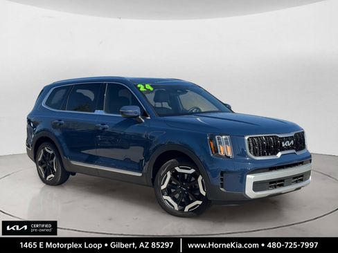Certified 2024 Kia Telluride EX w/ EX Captain's Chair Package FWD image 1