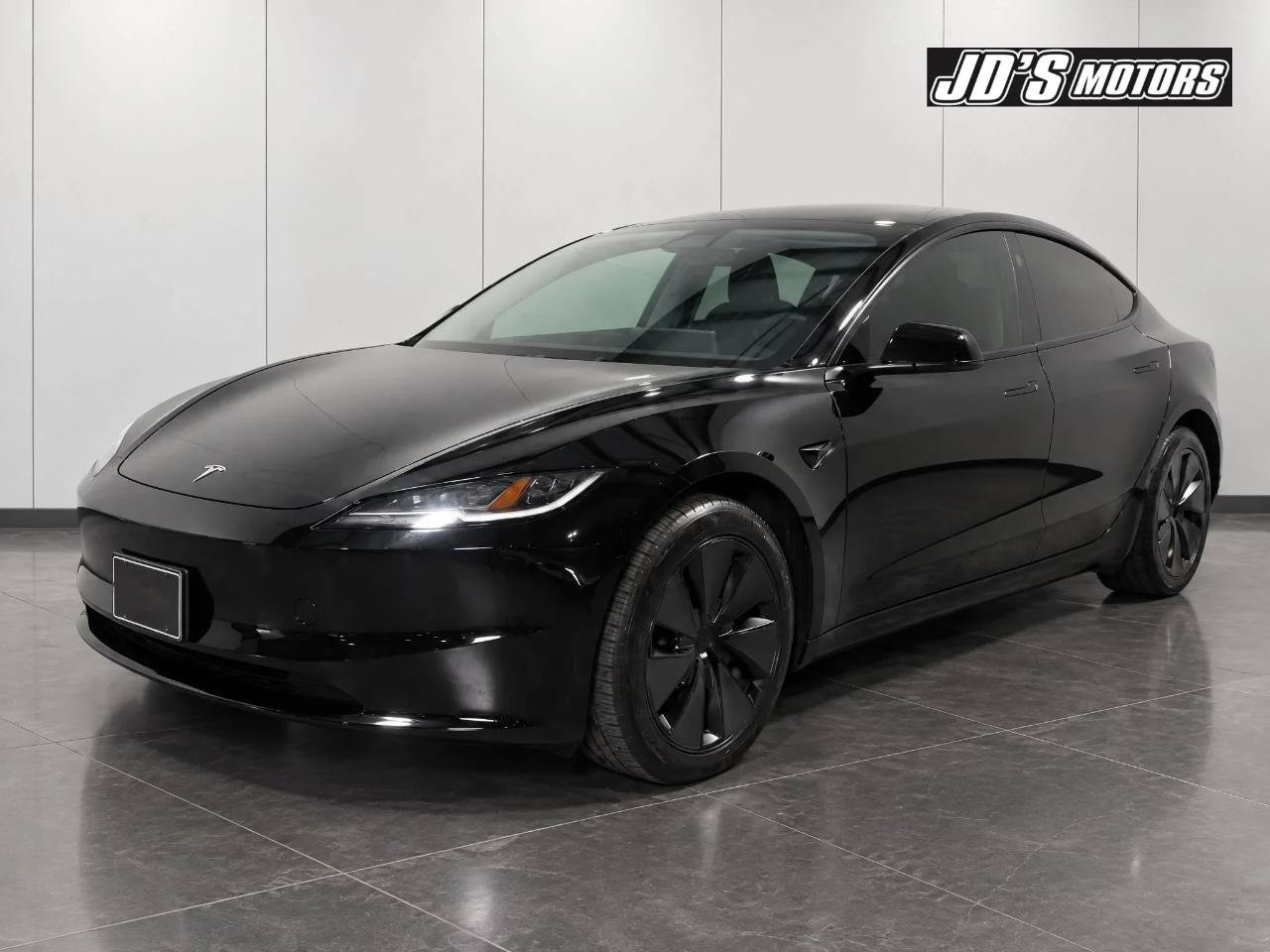Used 2025 Tesla Model 3 Long Range AWD/4WD image 1
