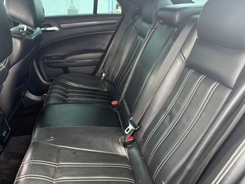 Used 2015 Chrysler 300 S AWD/4WD image 18