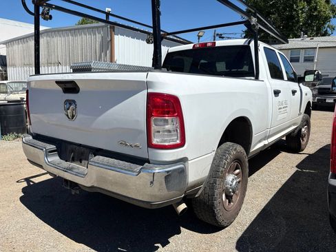 Used 2020 RAM 2500 Tradesman w/ Chrome Appearance Group AWD/4WD image 4