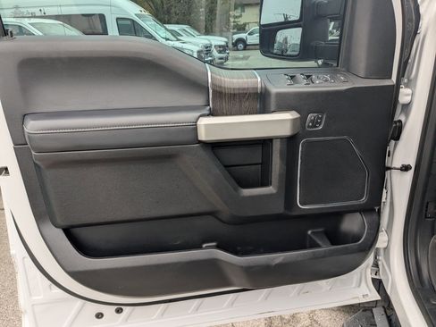 Used 2021 Ford F350 Lariat w/ Lariat Value Package image 14