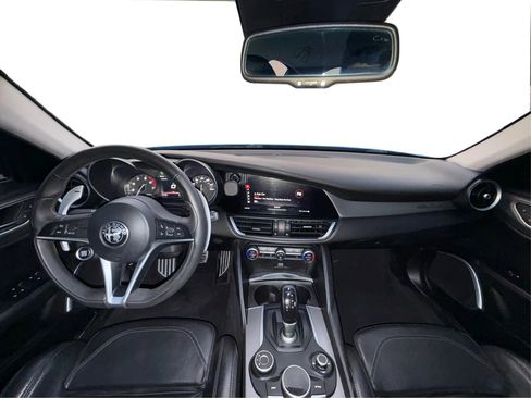 Used 2017 Alfa Romeo Giulia Ti w/ TI 19" Sport Package image 24