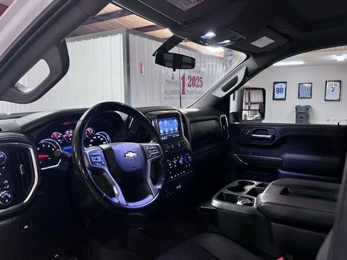 Used 2023 Chevrolet Silverado 2500 LT w/ Convenience Package image 9