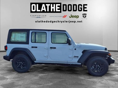 New 2026 Jeep Wrangler Unlimited Sport AWD/4WD image 30