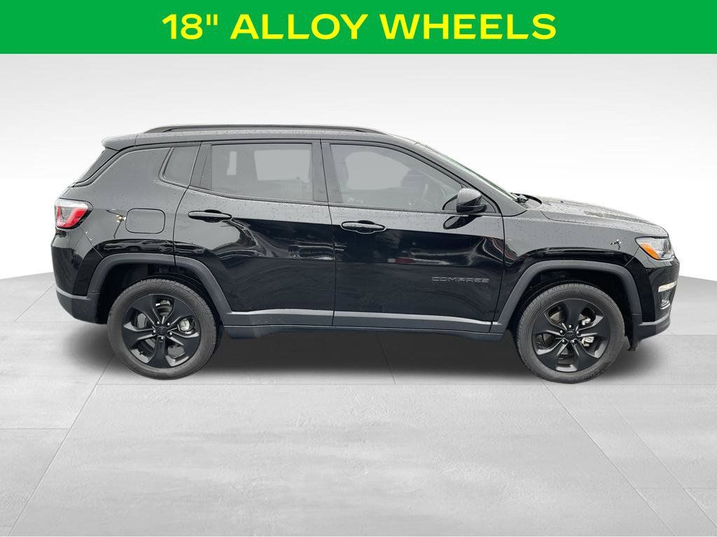 Used 2019 Jeep Compass Latitude AWD/4WD image 6