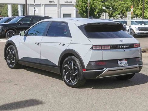 Certified 2024 Hyundai Ioniq 5 SEL image 2