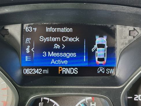 Used 2017 Ford Escape SE w/ Equipment Group 201A image 15